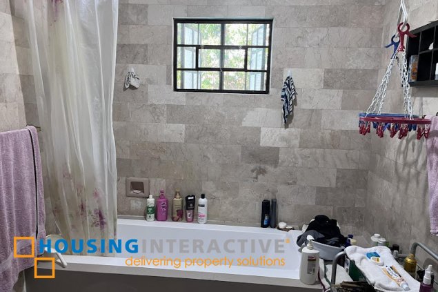 two storey 4br house with parking for sale in ayala alabang