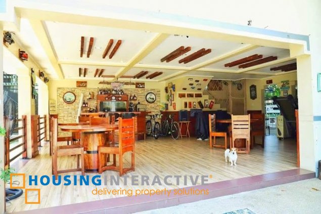 for sale 4br bungalow house with parking in merville park subdivision