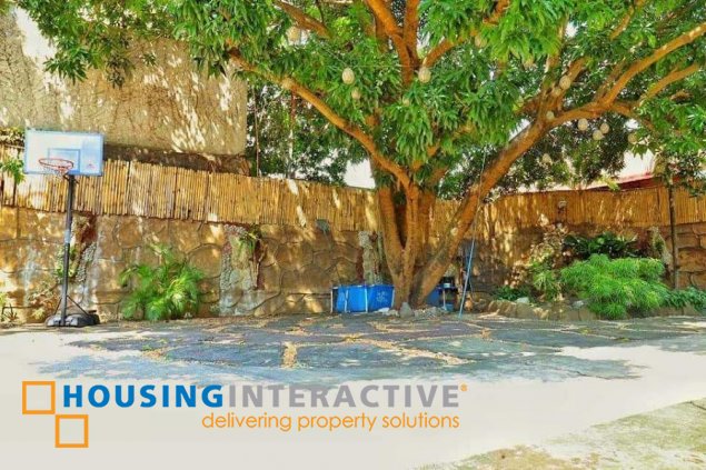 for sale 4br bungalow house with parking in merville park subdivision