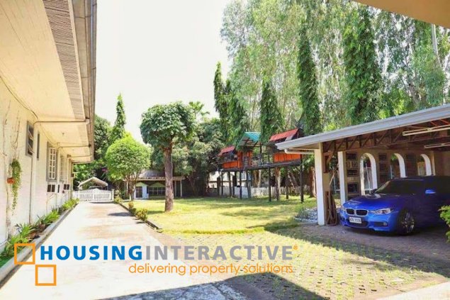 for sale 4br bungalow house with parking in merville park subdivision