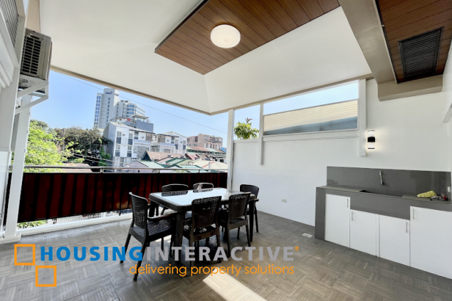 semi furnished 3 storey townhouse for sale in scout area brgy. sacred heart, quezon city