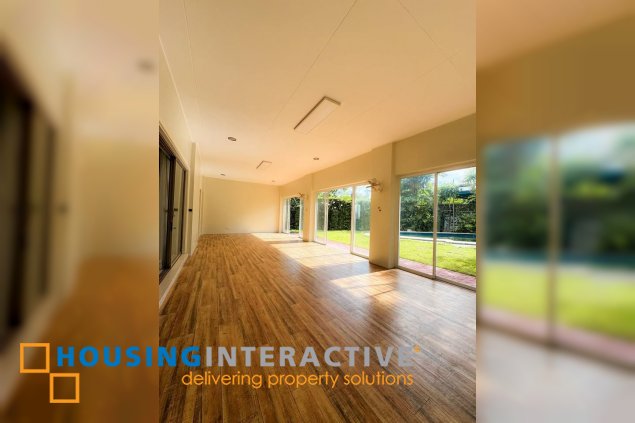 2-storey house for lease in dasmarinas village