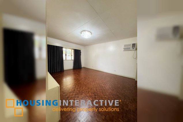 2-storey house for lease in dasmarinas village