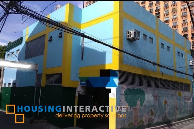 for sale : 3 floor building in corner pasay