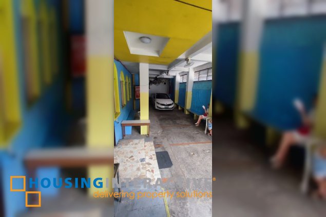 for sale : 3 floor building in corner pasay