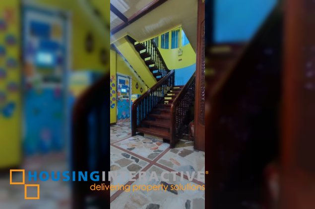 for sale : 3 floor building in corner pasay