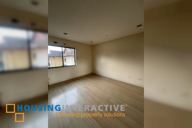 unfurnished townhouse for lease in enclave greenmeadows