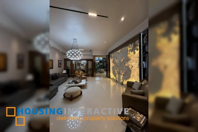 fully furnished 4br with parking for lease in corinthians gardens