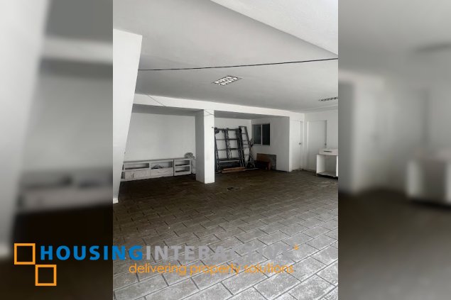 house 4br with parking slots for lease in dasmariñas village