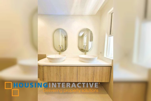 semi furnished newly renovated house 5br with parking for lease in hillsborough alabang village