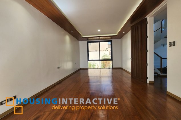 brand new 3 storey 5br house with parking for sale in mckinley hill village