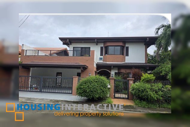 2-storey house 4br with swimming pool for lease in ayala alabang
