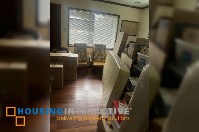 bungalow house with 2br for sale in ayala alabang