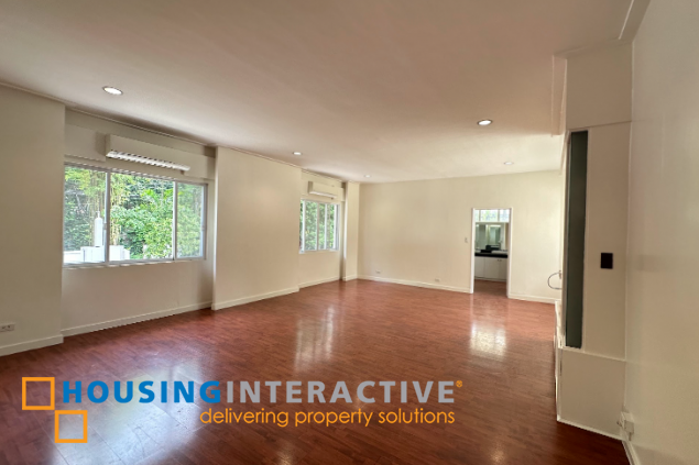 luxury house 5br with pool for rent in forbes park village