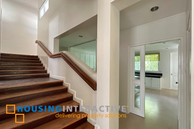 luxury house 5br with pool for rent in forbes park village