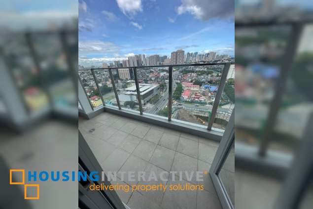 fully furnished 3br unit with parking for lease in uptown arts residence