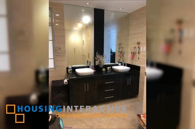 for lease/sale 3br with family room in merville