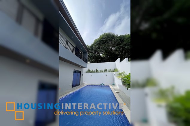 for sale 3-storey house in ayala westgrove heights, silang, cavite