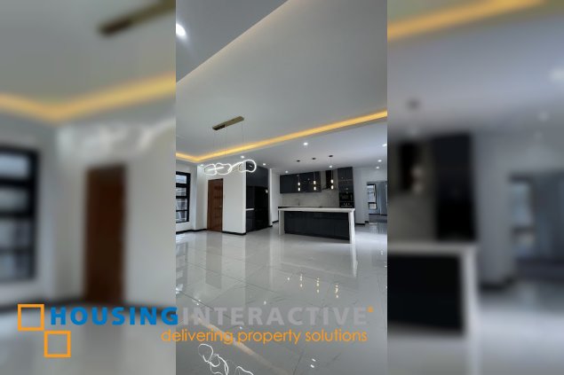 for sale 3-storey house in ayala westgrove heights, silang, cavite