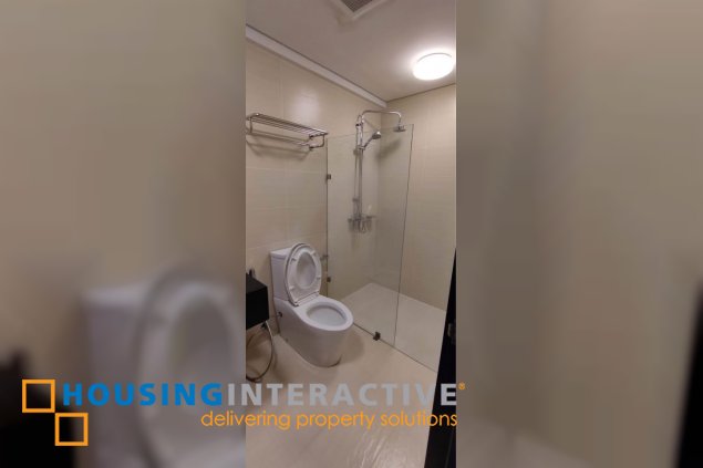 fully furnished studio type unit for lease in verve residences