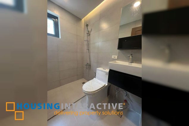 4br renovated duplex unit for sale in el pueblo town homes, loyola grand villas
