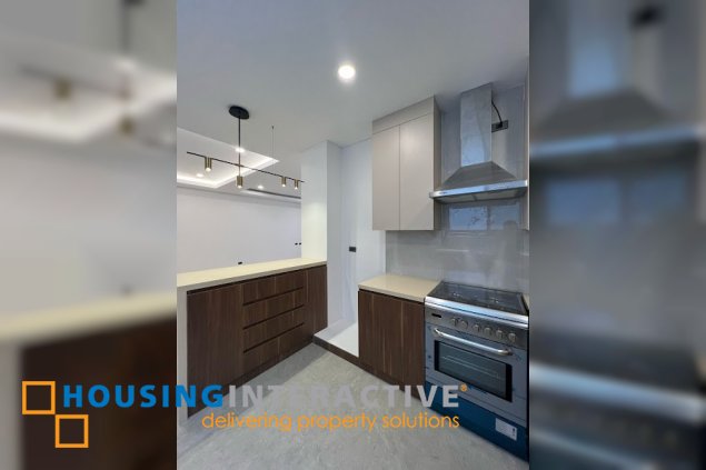 4br renovated duplex unit for sale in el pueblo town homes, loyola grand villas