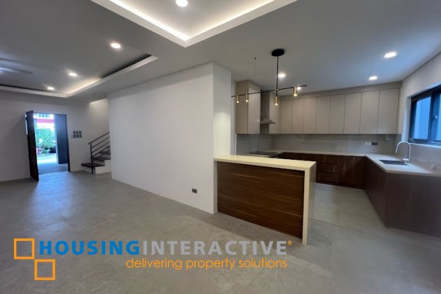 4br renovated duplex unit for sale in el pueblo town homes, loyola grand villas