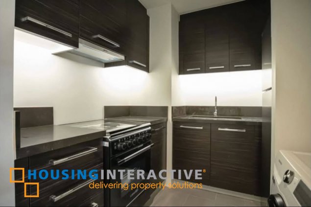 fully furnished 1br unti with parking for lease in proscenium residences