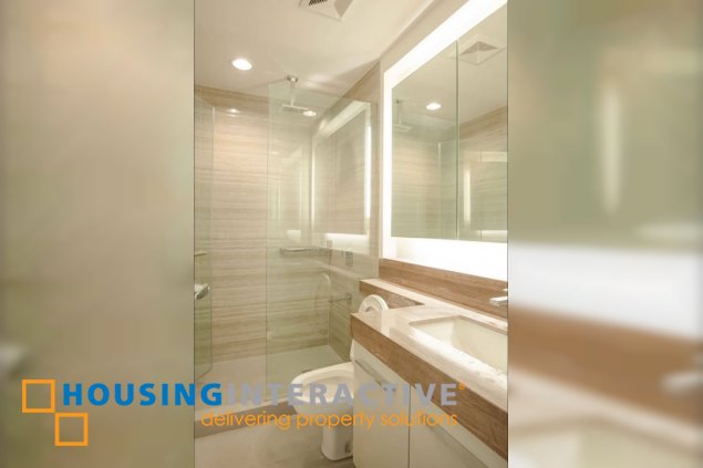 fully furnished 1br unti with parking for lease in proscenium residences