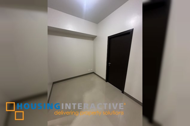 1br unit for sale at park mckinley west, taguig city