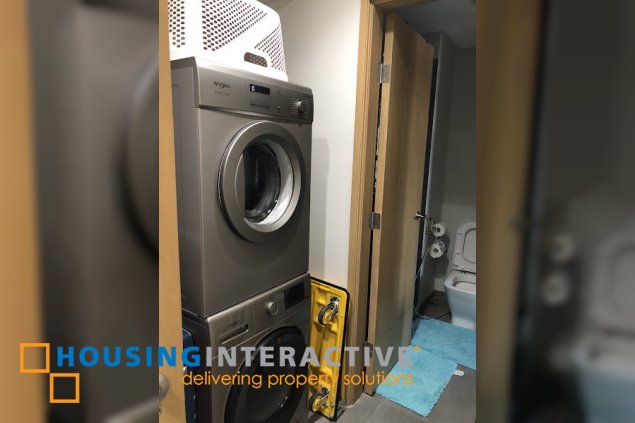 fully furnished 1br at one serendra for lease