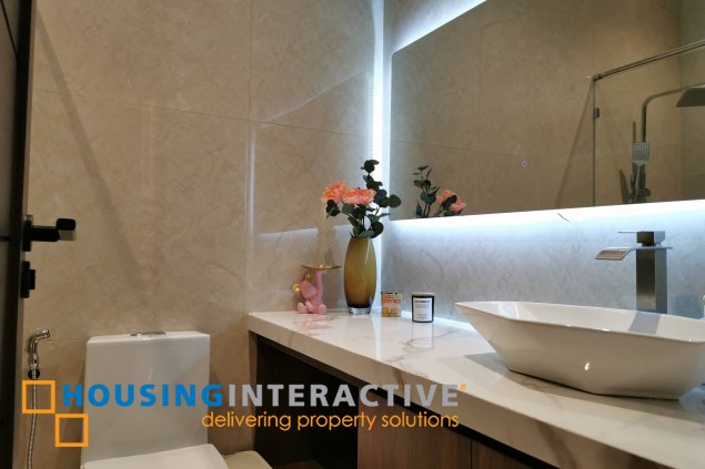 6br house for sale in brentville international village, laguna