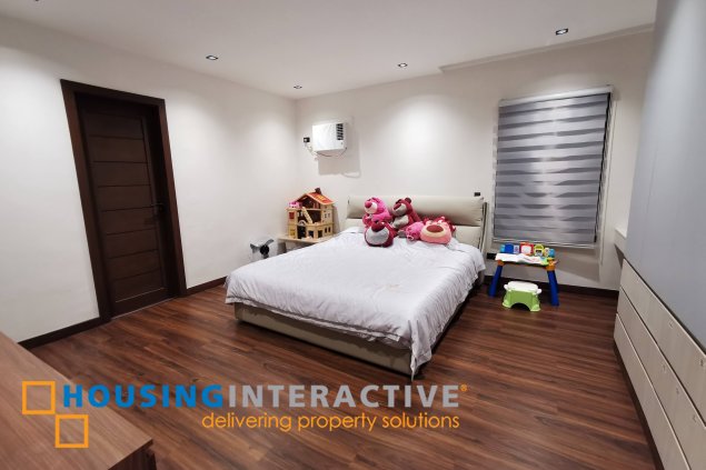 6br house for sale in brentville international village, laguna