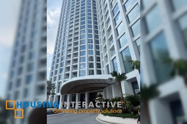 3br deluxe unit with parking for lease in aurelia residences