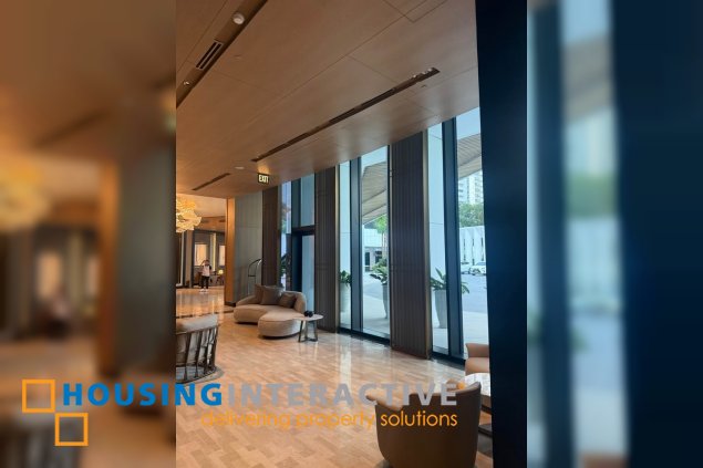 3br deluxe unit with parking for lease in aurelia residences