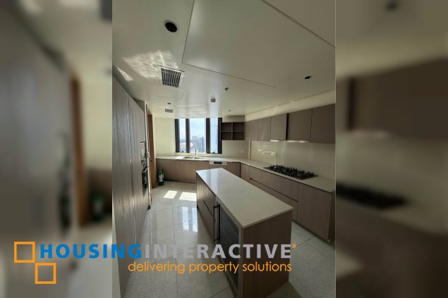 3br deluxe unit with parking for lease in aurelia residences