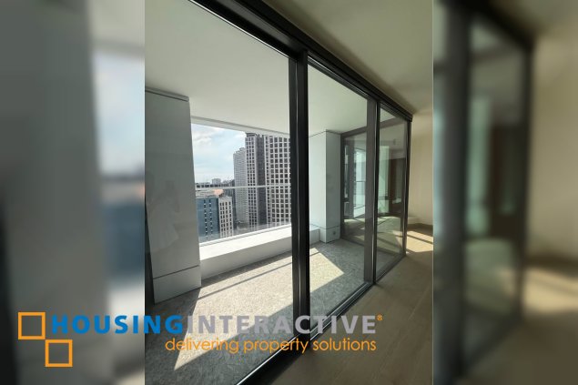 3br deluxe unit with parking for lease in aurelia residences