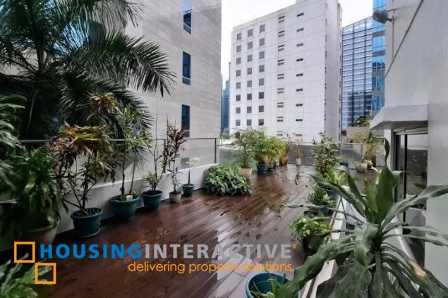 furnished 2br unit with parking for lease in w tower