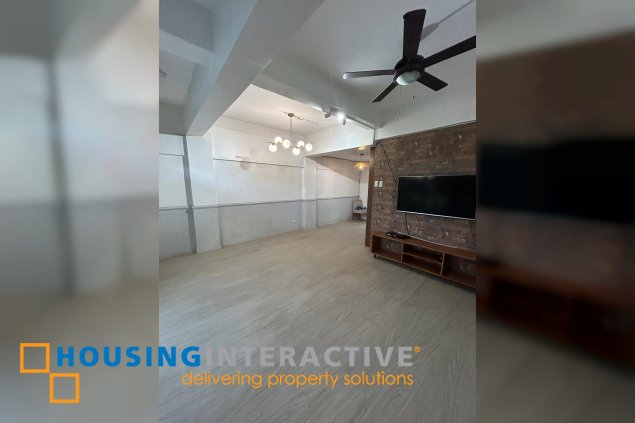 4 storey townhouse 3br with parking for sale in quezon city