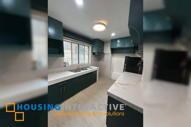 4 storey townhouse 3br with parking for sale in quezon city