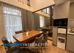 fully furnished three storey townhouse unit for lease in qc