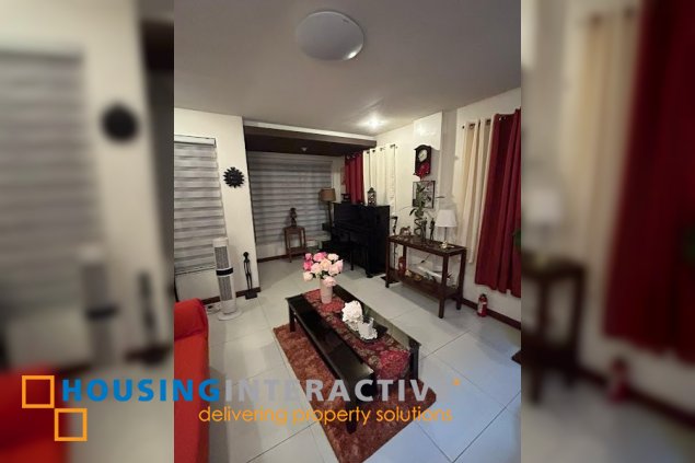 for sale prime 3-storey townhouse with basement, garden & garage in kapitolyo