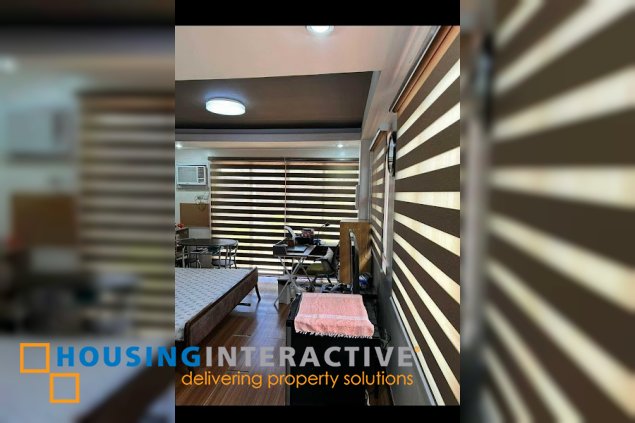 for sale prime 3-storey townhouse with basement, garden & garage in kapitolyo