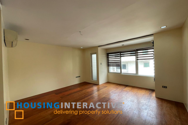for sale modern 4br townhouse with 5-car garage in scout area, quezon city