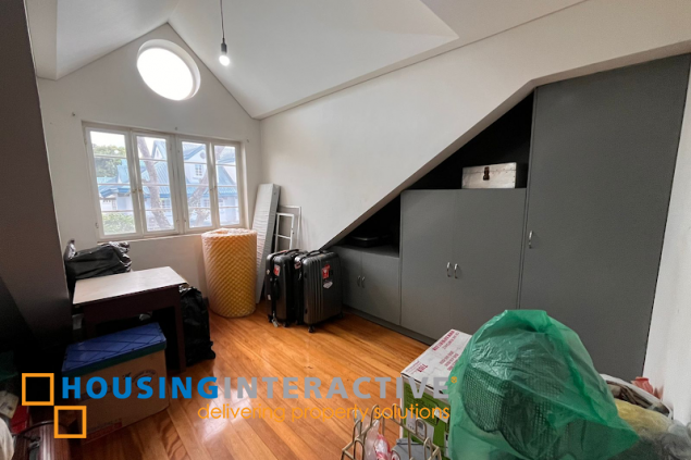 for sale 3 storey corner unit townhouse in new manila qc