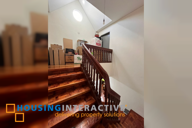 for sale 3 storey corner unit townhouse in new manila qc