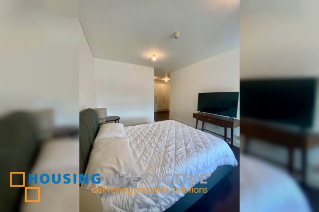 fully furnished 2br unit with parking for lease in garden towers