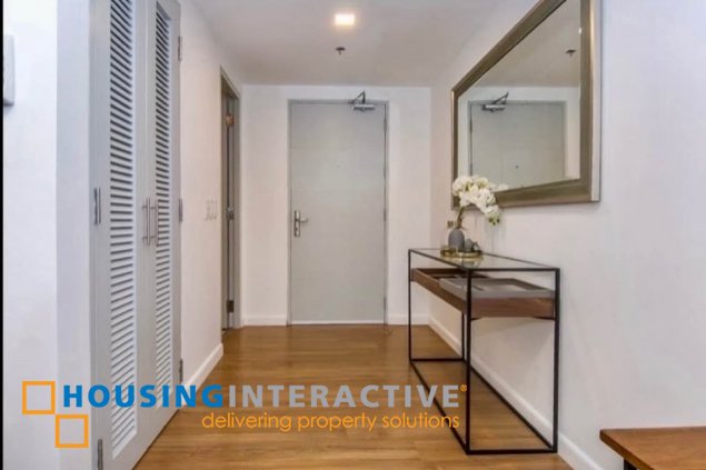 furnished studio unit with balcony for lease in one maridien