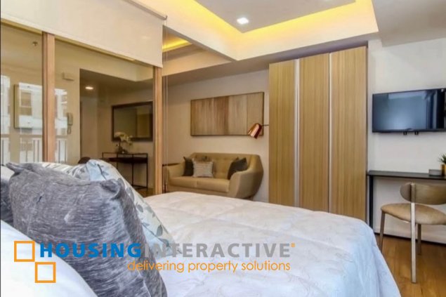 furnished studio unit with balcony for lease in one maridien