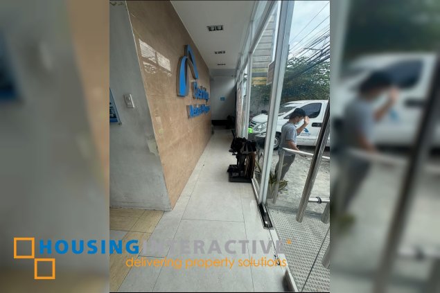 commercial building for sale in v. luna, quezon city